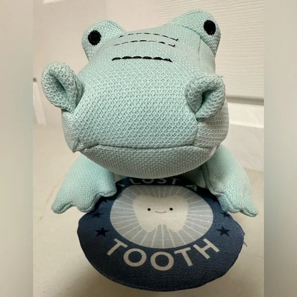 Pillowfort I LOST A TOOTH Kids' Milestone 12" Mint Green Alligator Plush Toy NWT - Picture 4 of 11